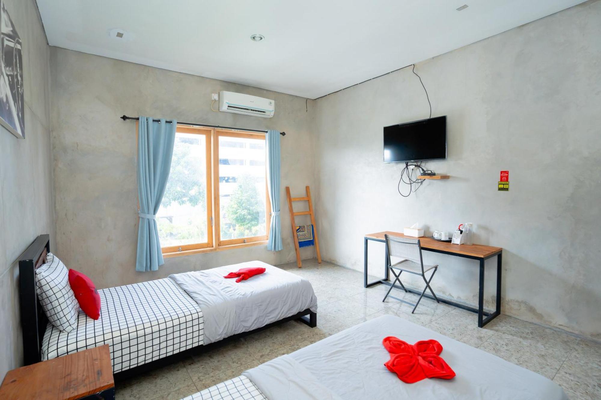 Reddoorz Syariah Near Lombok Epicentrum Mall Mataram Eksteriør billede