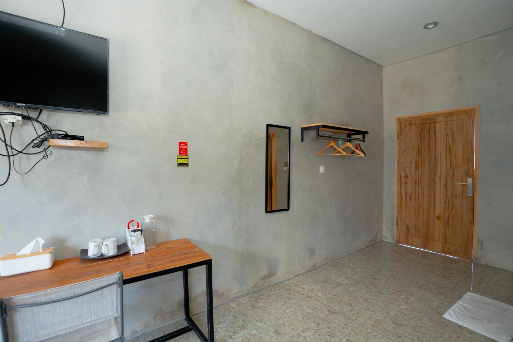Reddoorz Syariah Near Lombok Epicentrum Mall Mataram Eksteriør billede