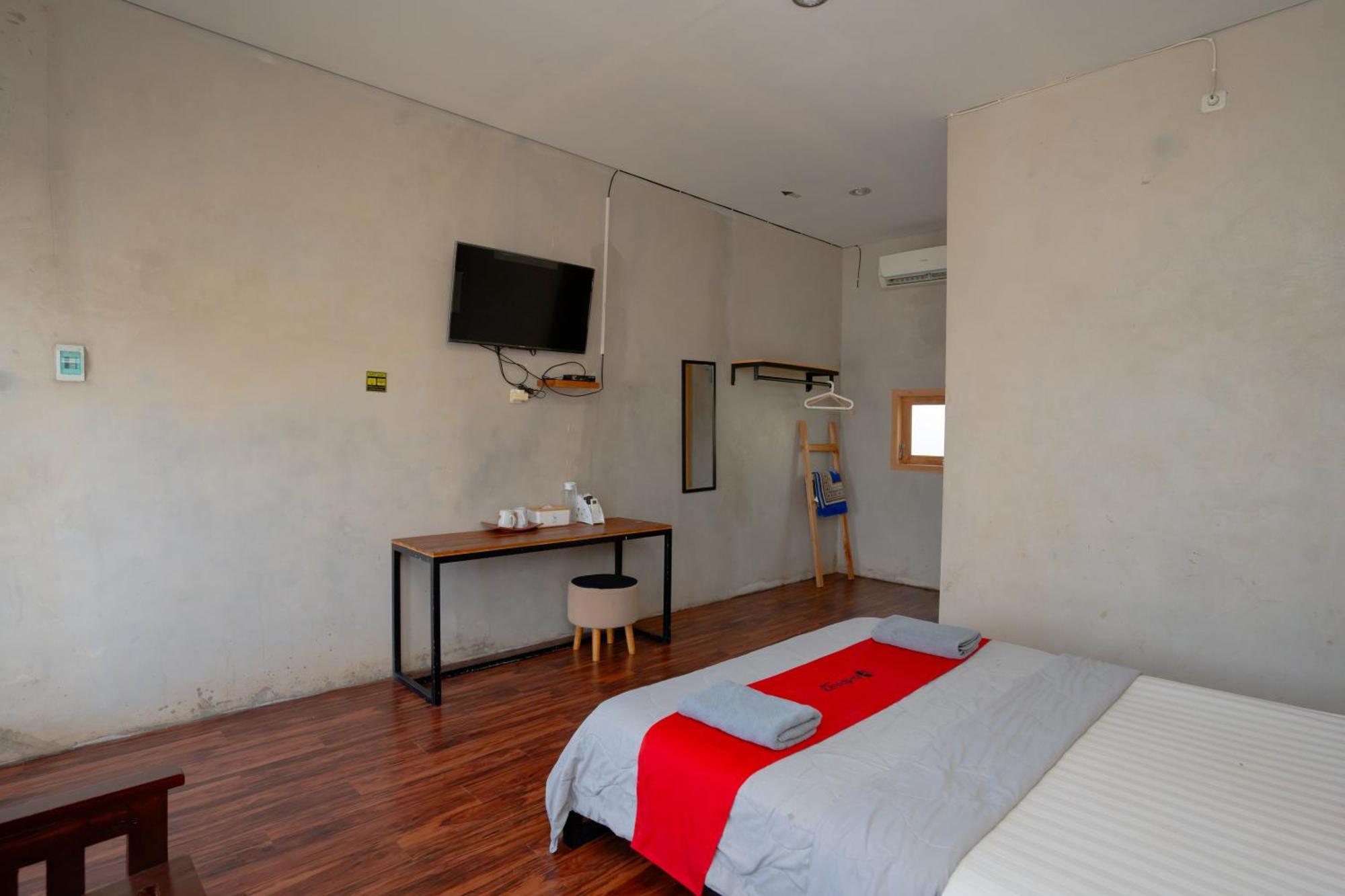 Reddoorz Syariah Near Lombok Epicentrum Mall Mataram Eksteriør billede