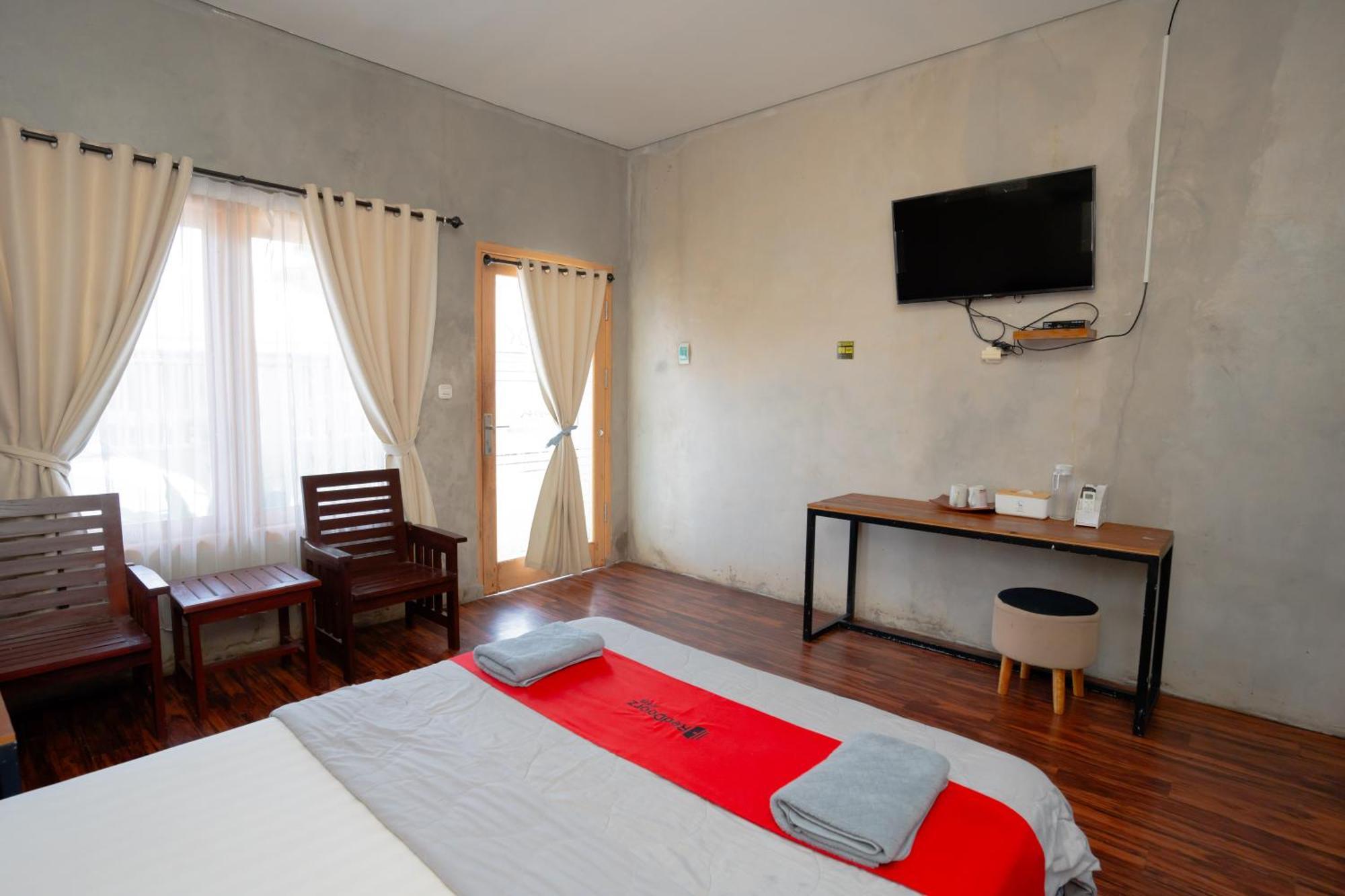 Reddoorz Syariah Near Lombok Epicentrum Mall Mataram Eksteriør billede