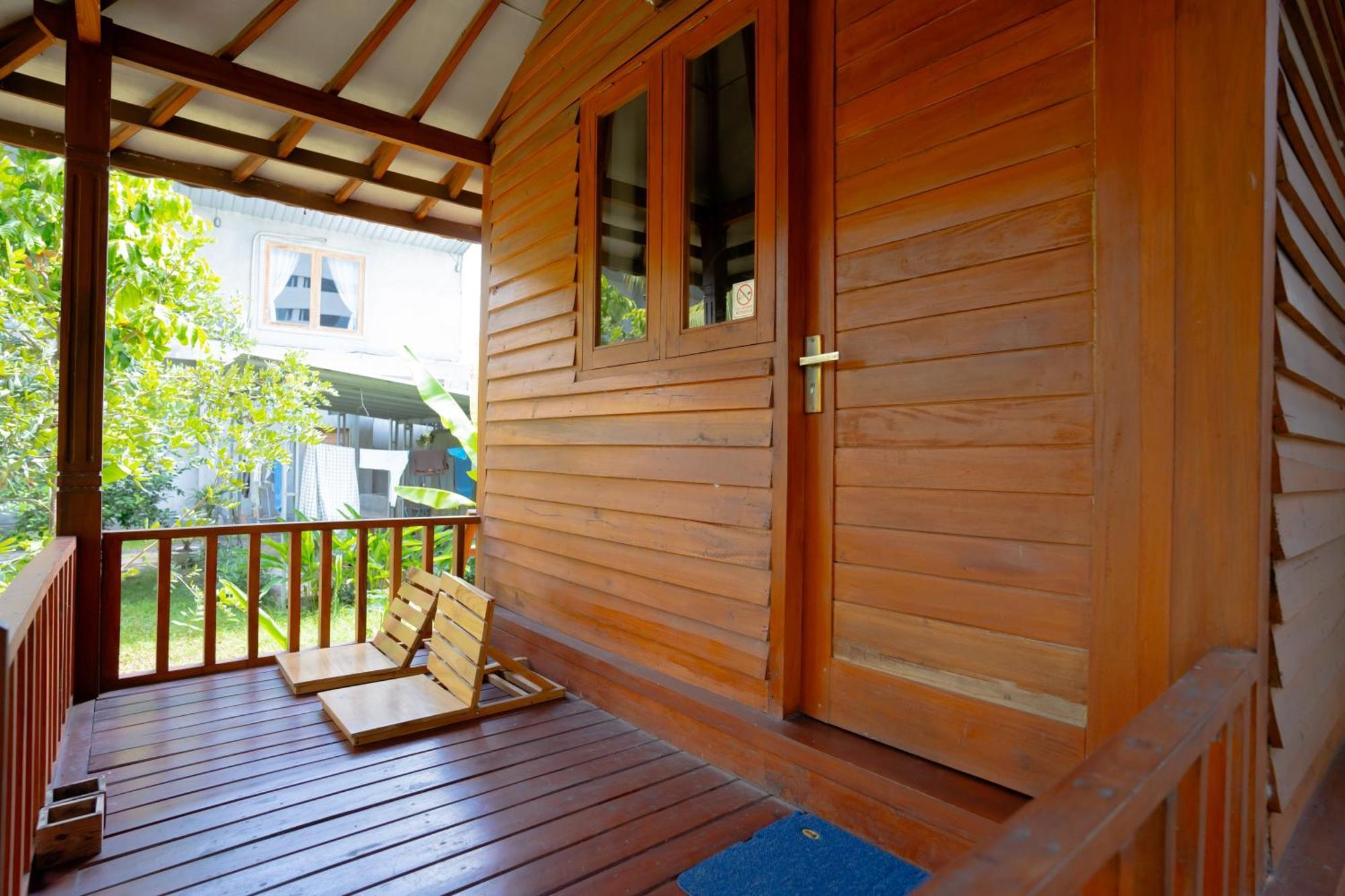 Reddoorz Syariah Near Lombok Epicentrum Mall Mataram Eksteriør billede