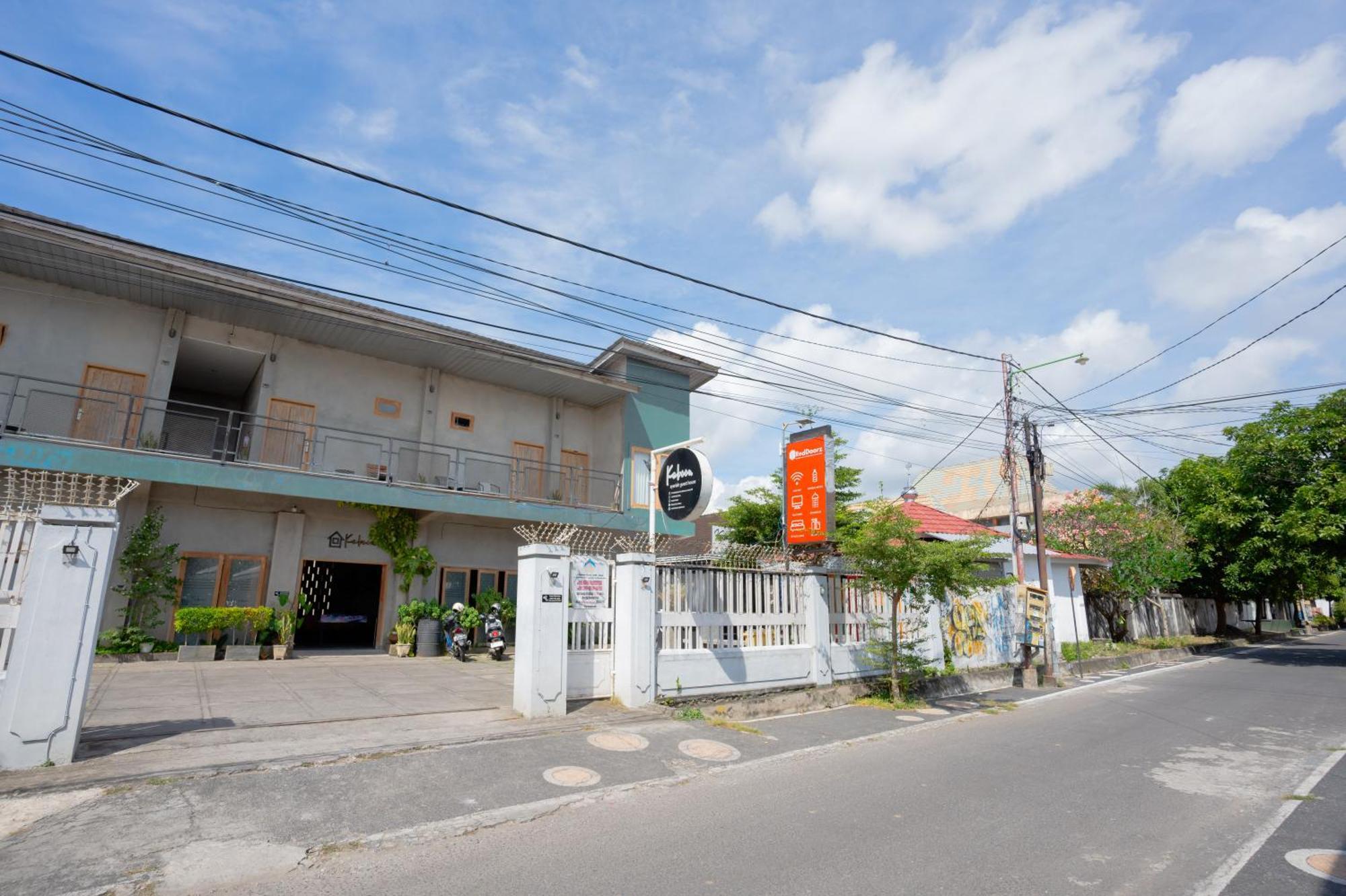 Reddoorz Syariah Near Lombok Epicentrum Mall Mataram Eksteriør billede